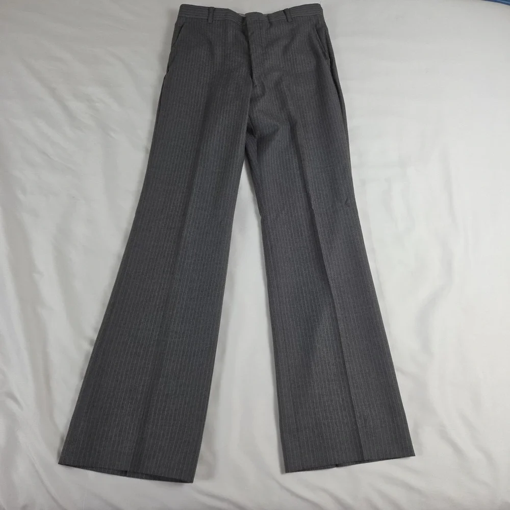 Vtg Stafford Gray Pinstripe Suit Wool Two-Button 39 L Pants 32 X 34